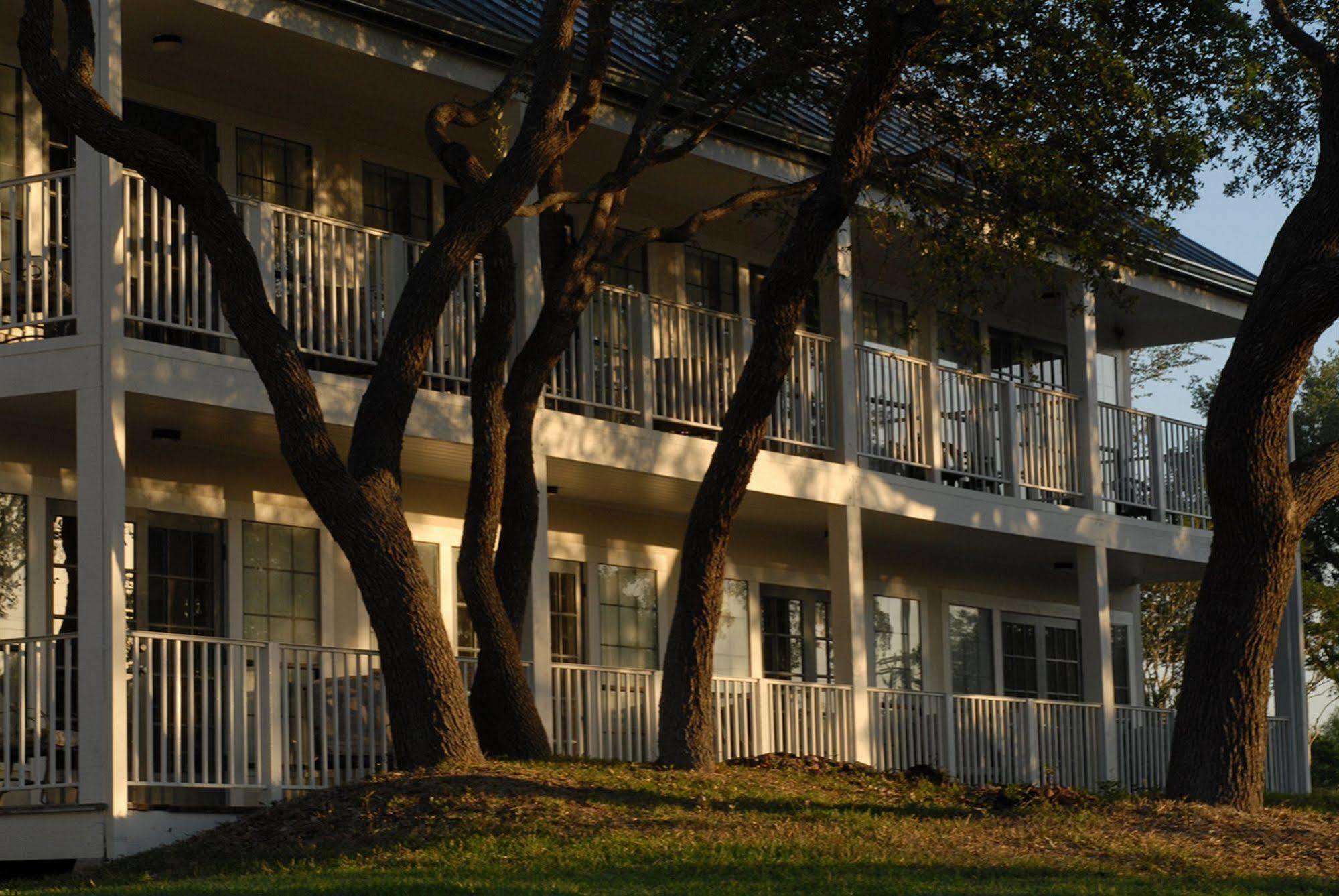 Hillside Boutique Hotel Castroville 外观 照片